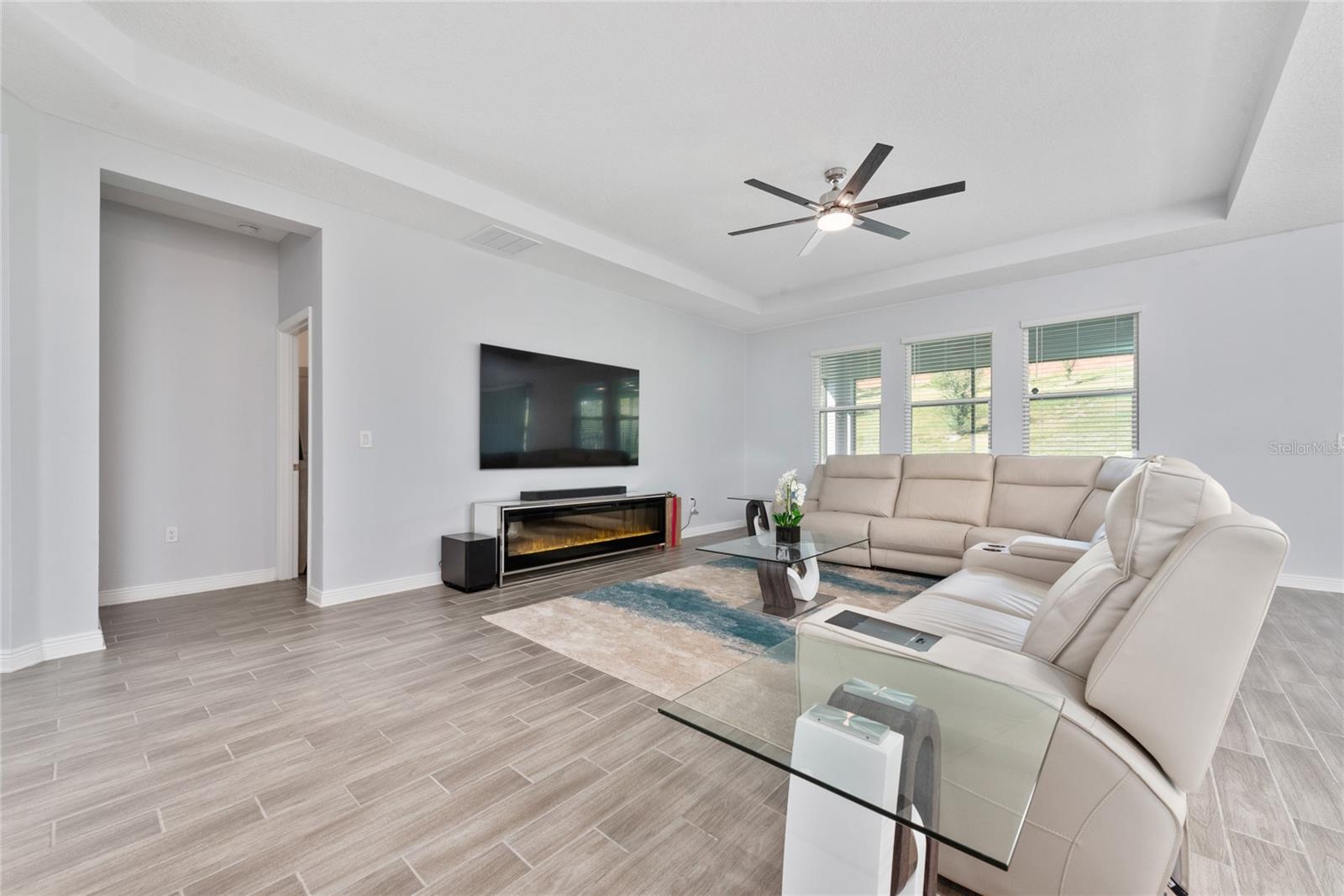 2756 NORWAY MAPLE CT