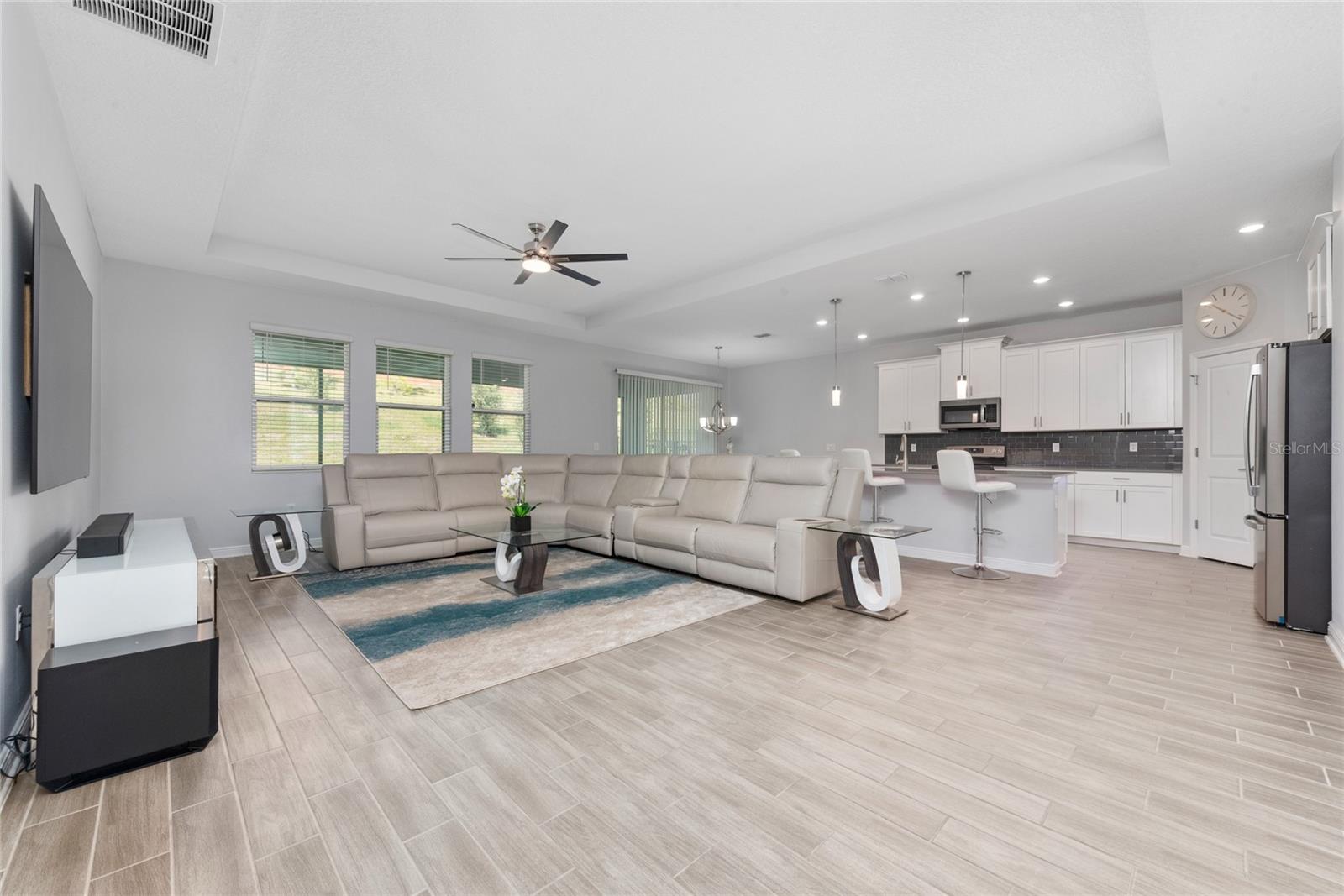 2756 NORWAY MAPLE CT