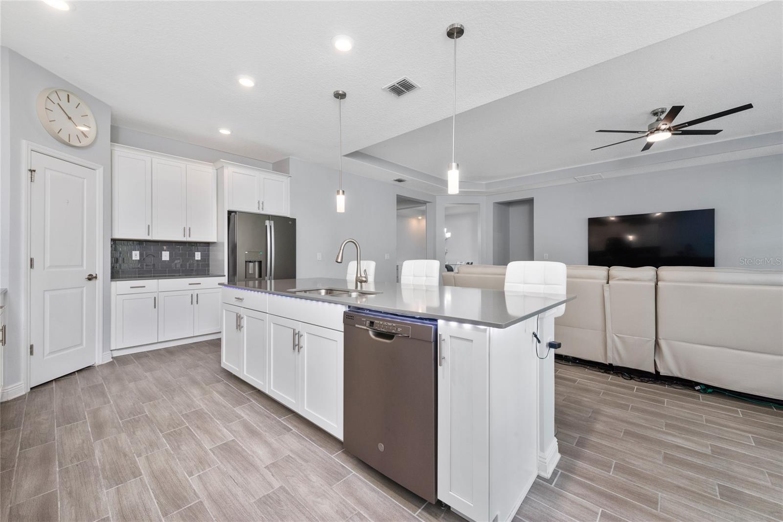 2756 NORWAY MAPLE CT