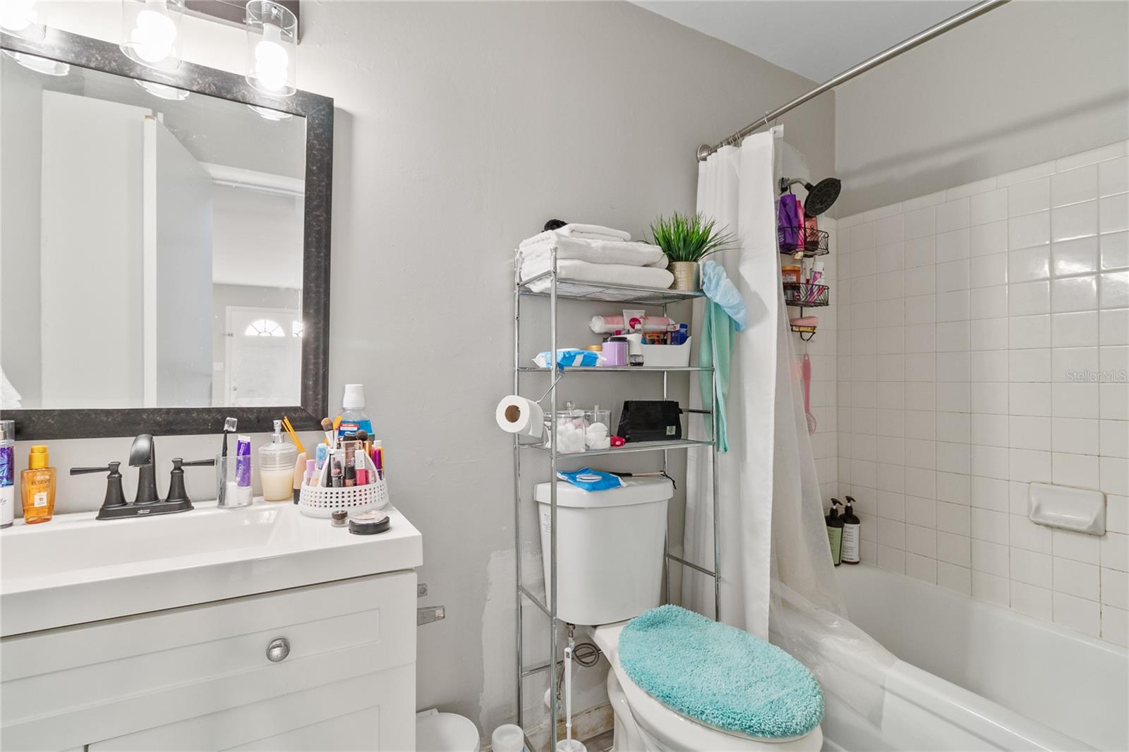 4104 WHITE PINE AVE #1