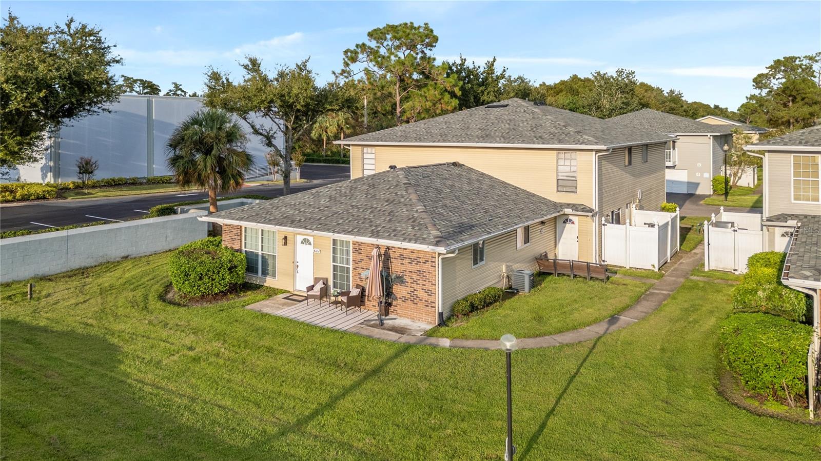 4104 WHITE PINE AVE #1