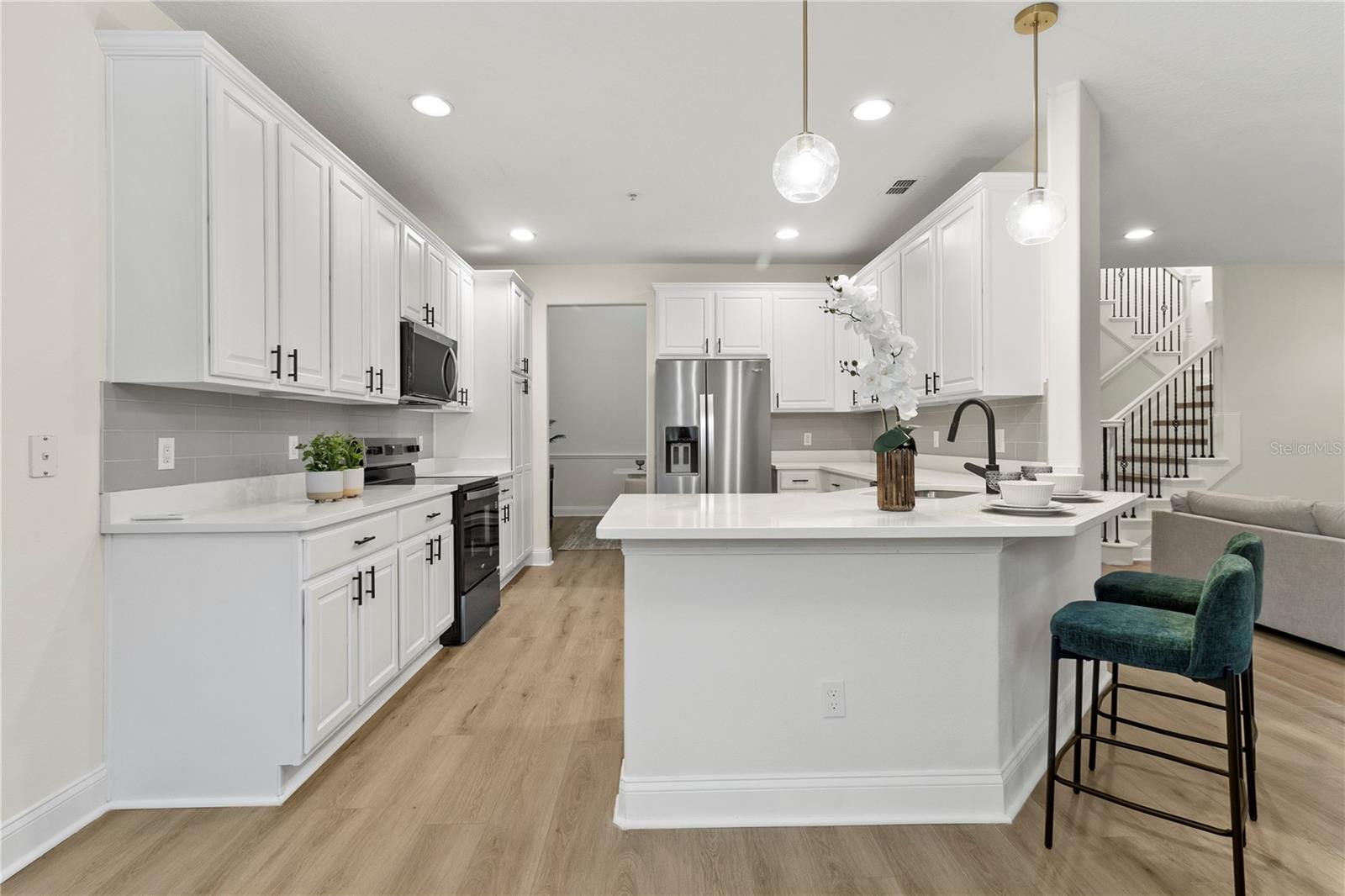 6881 PIAZZA ST