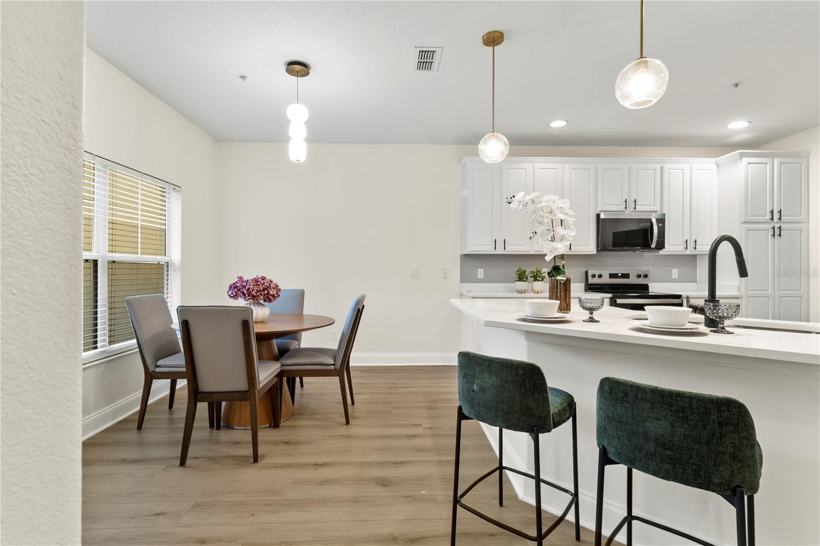 6881 PIAZZA ST