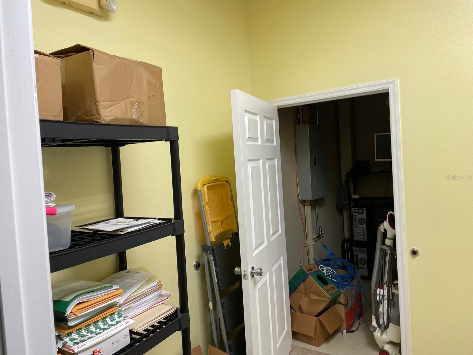 11495 LAKE UNDERHILL RD