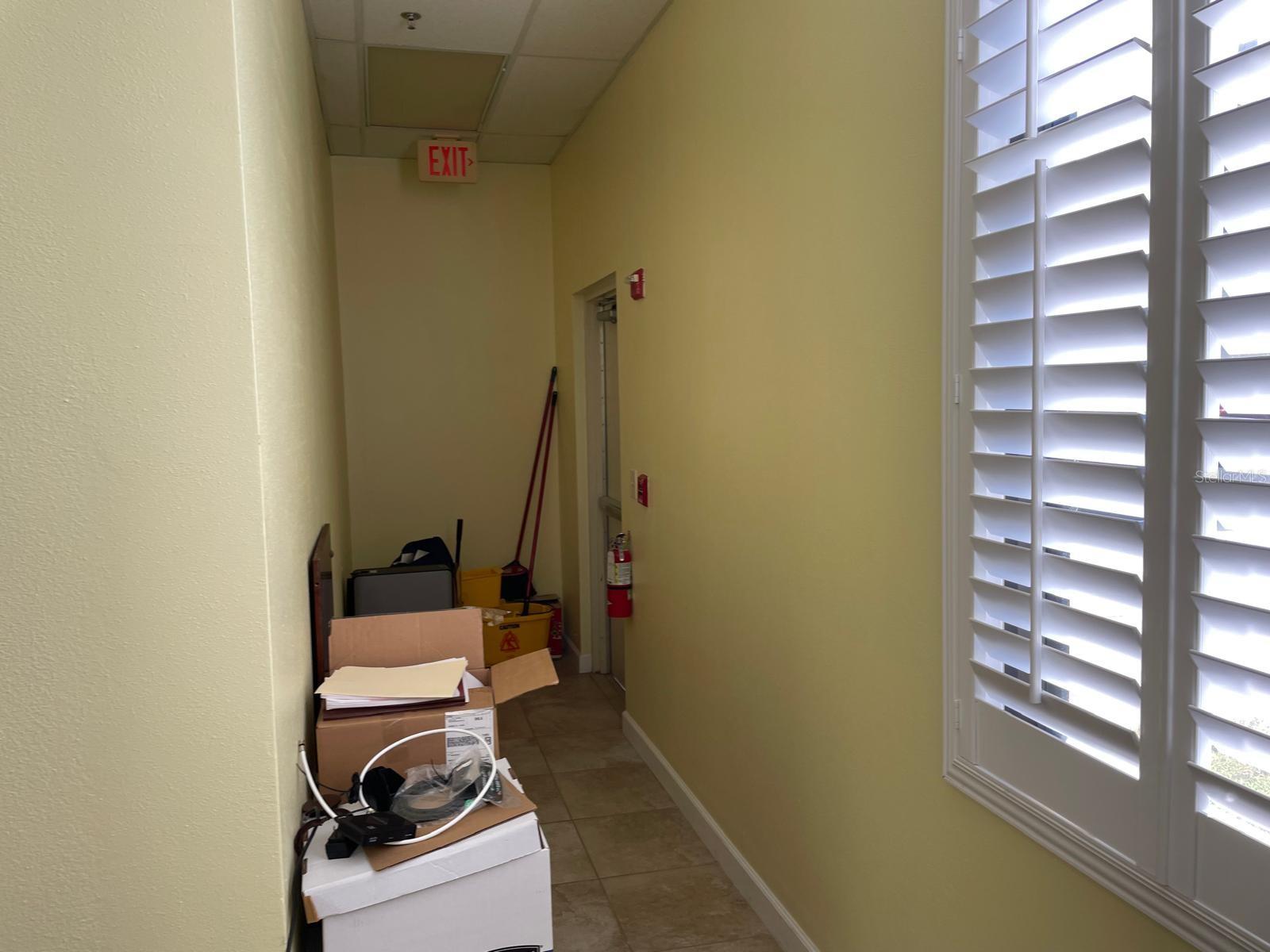 11495 LAKE UNDERHILL RD