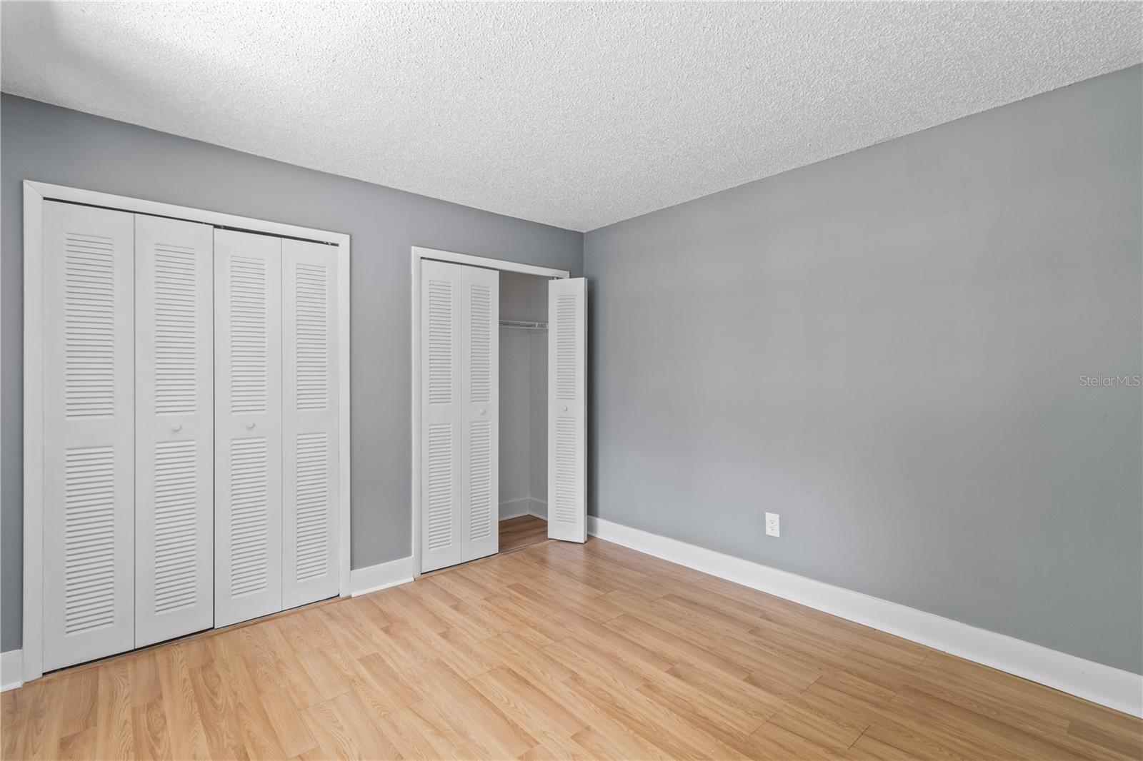156 WINDTREE LN #201