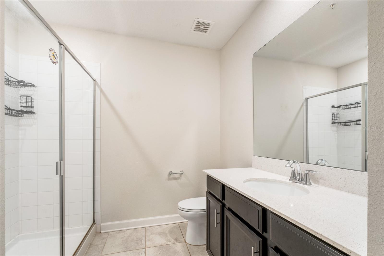 659 OCEAN COURSE AVE