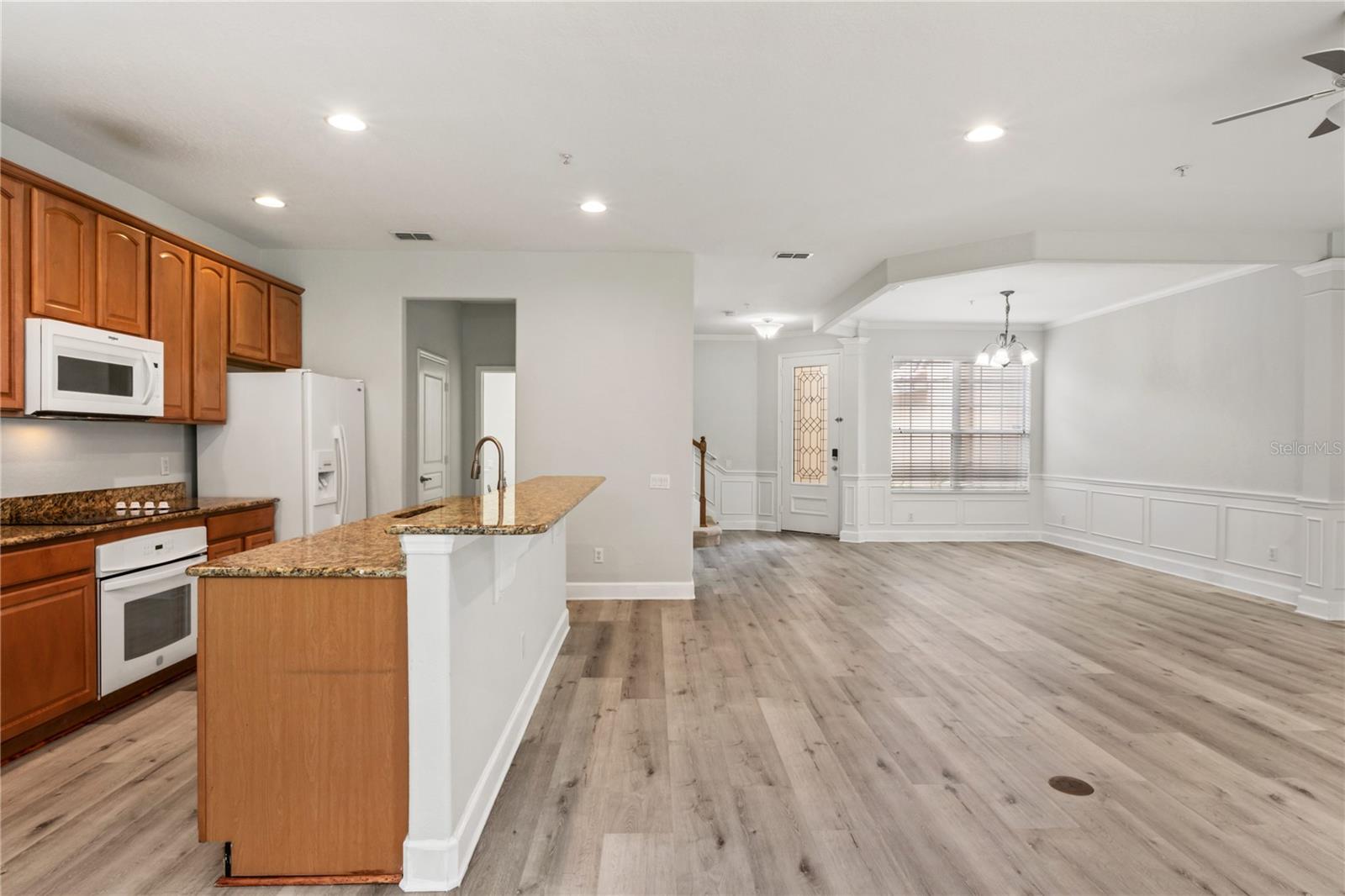 6375 SAN LAZARO CT #102