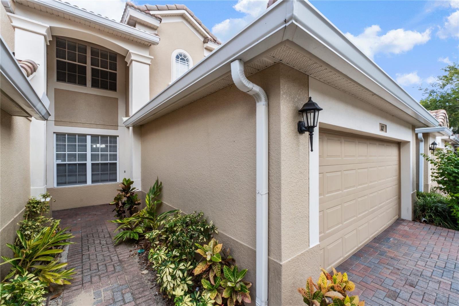 6375 SAN LAZARO CT #102