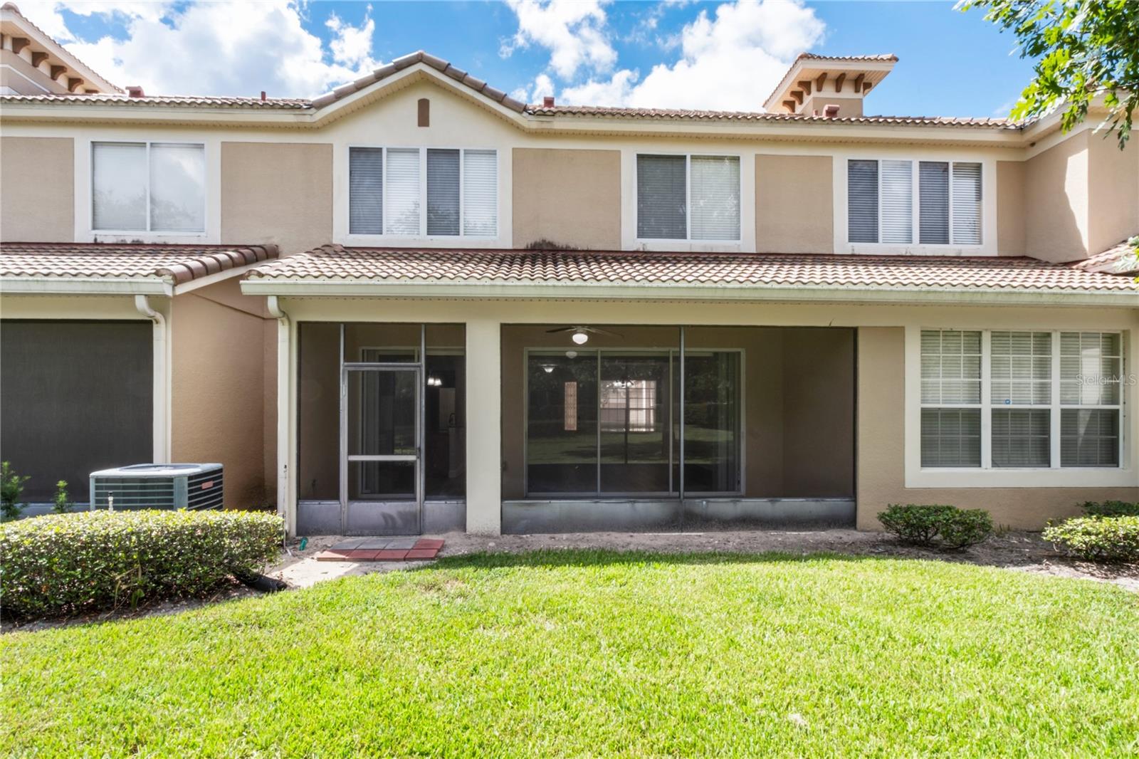 6375 SAN LAZARO CT #102