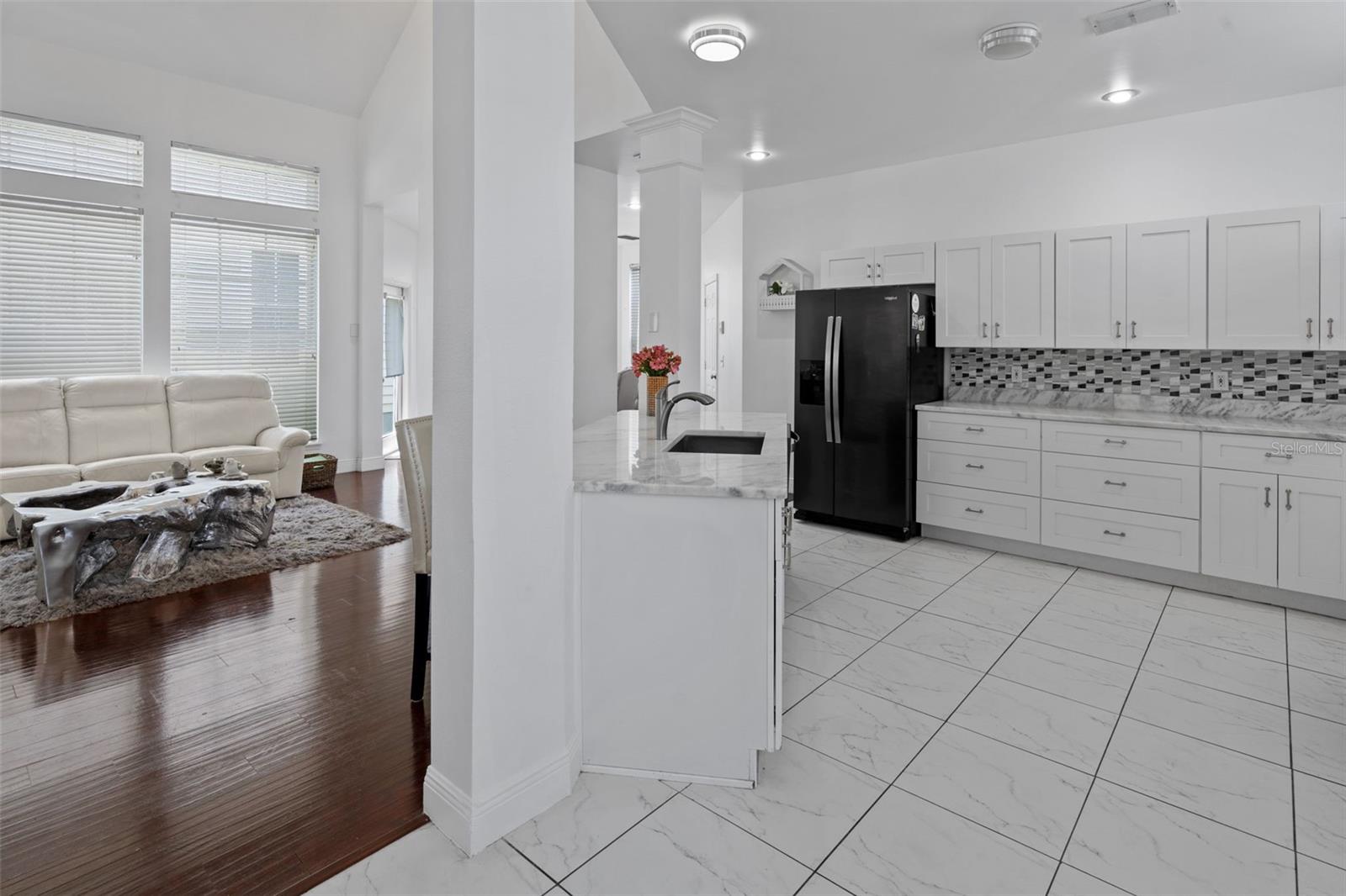 205 NORFOLK PL