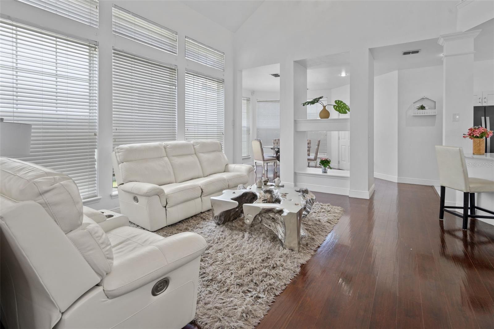 205 NORFOLK PL