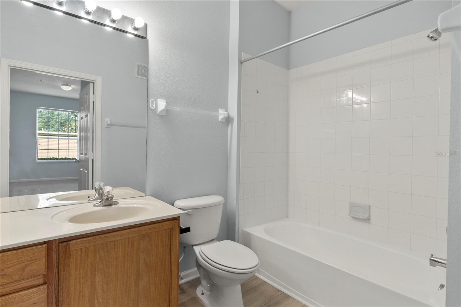 6084 STEVENSON DR #108