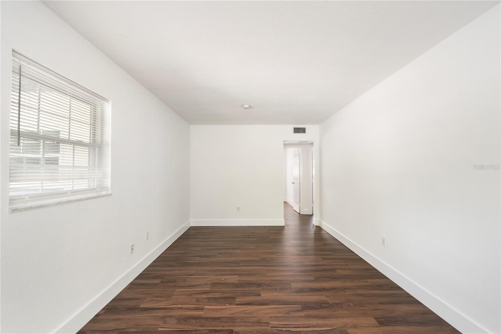 1107 S PENNSYLVANIA AVE