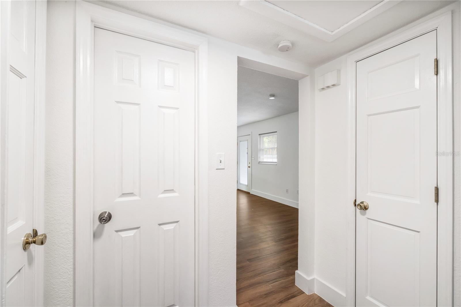 1107 S PENNSYLVANIA AVE