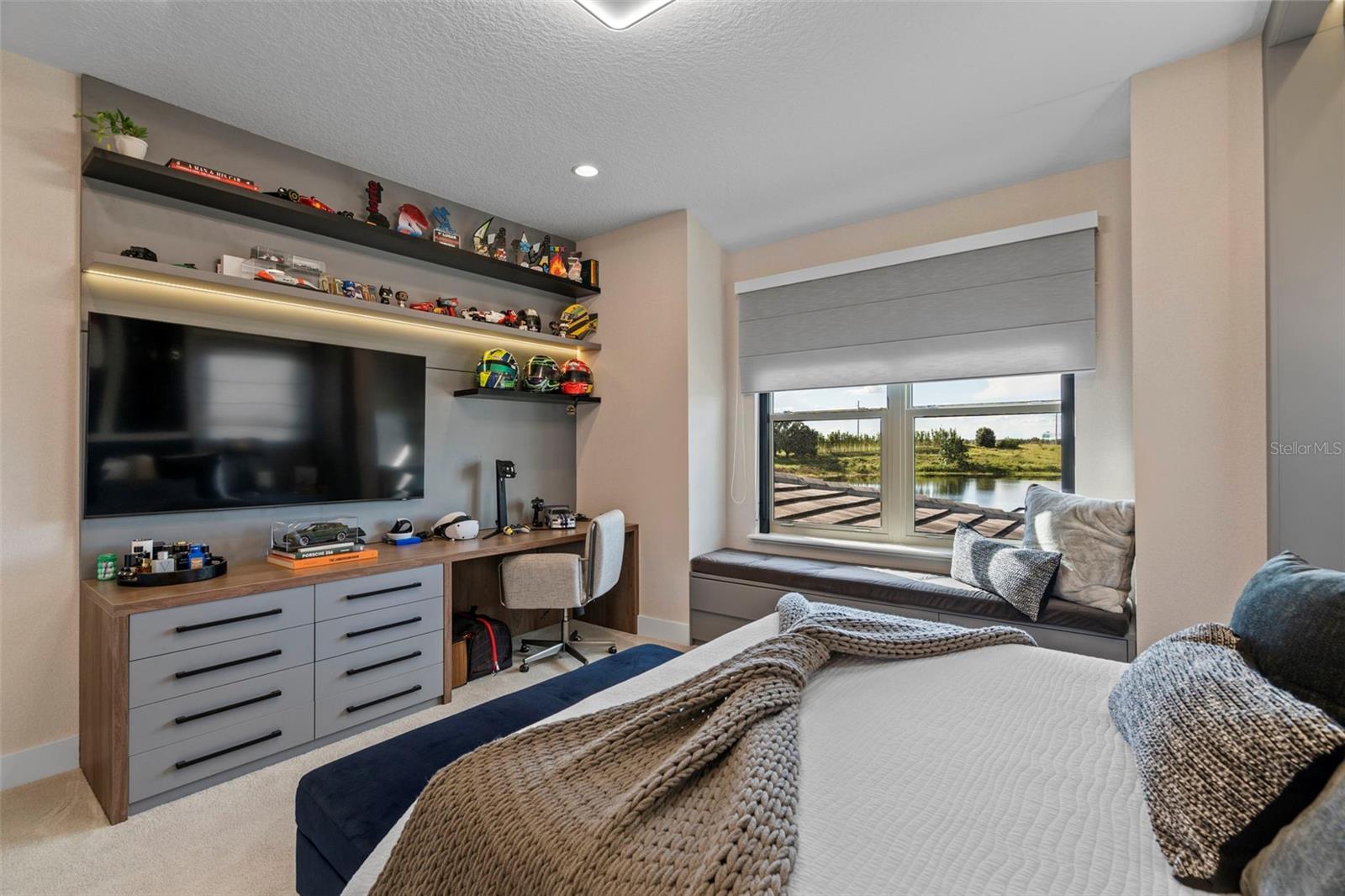 15699 PANTHER LAKE DR