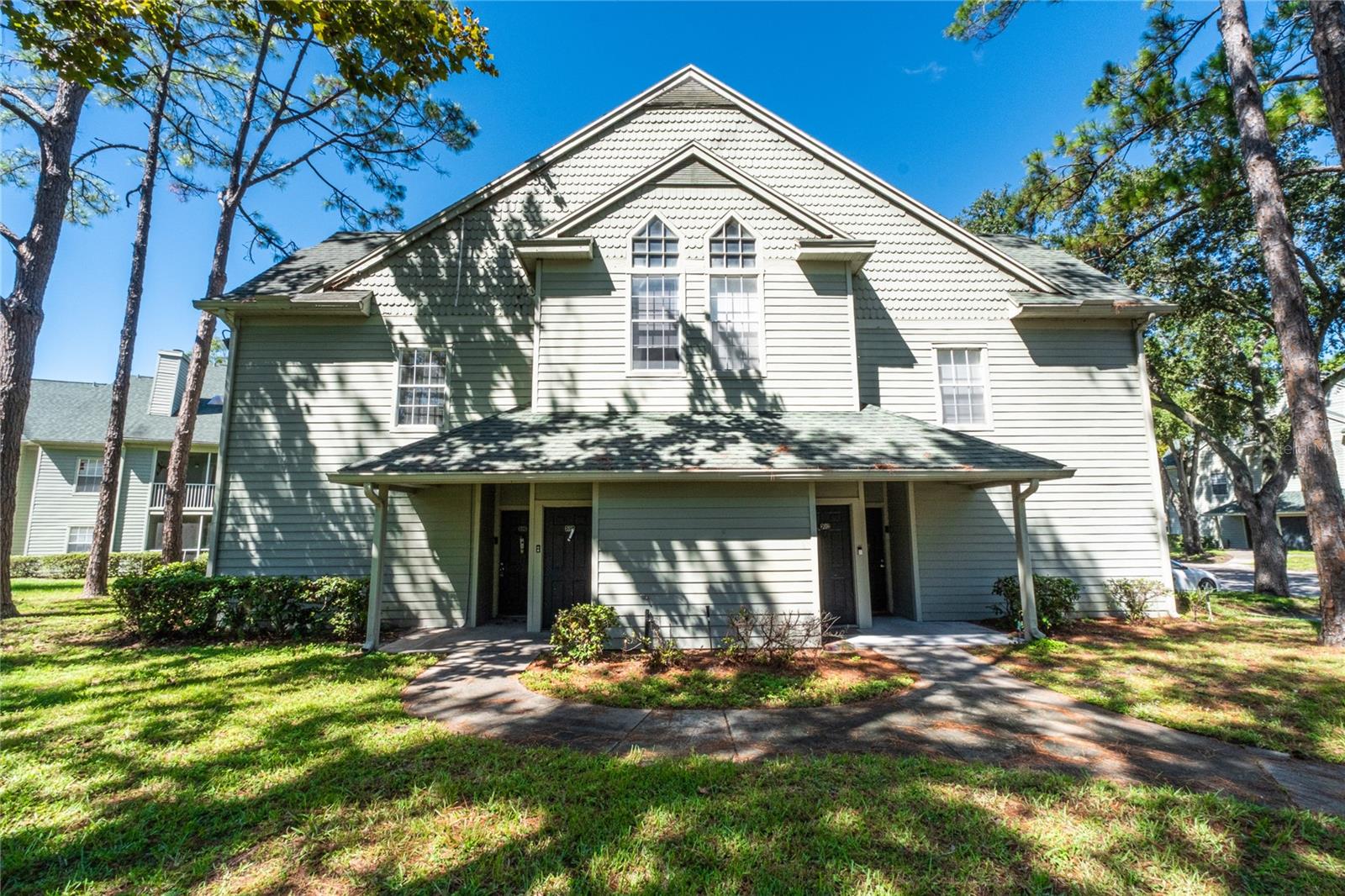 6040 WESTGATE DR #102