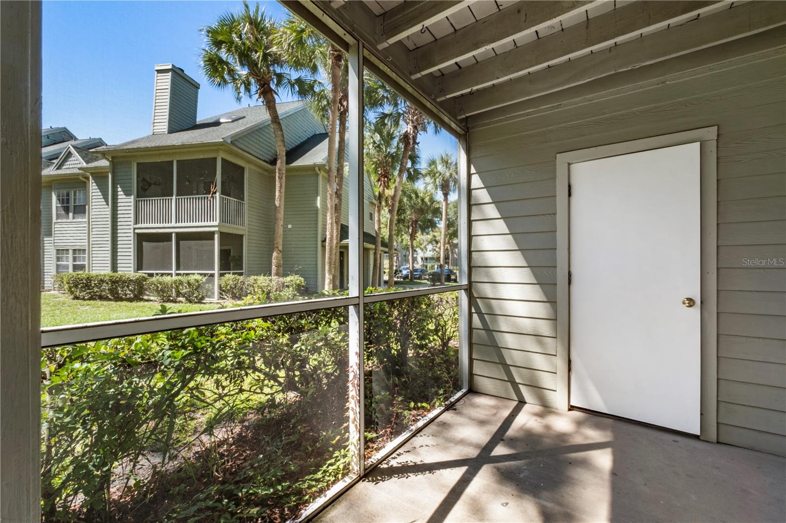 6040 WESTGATE DR #102