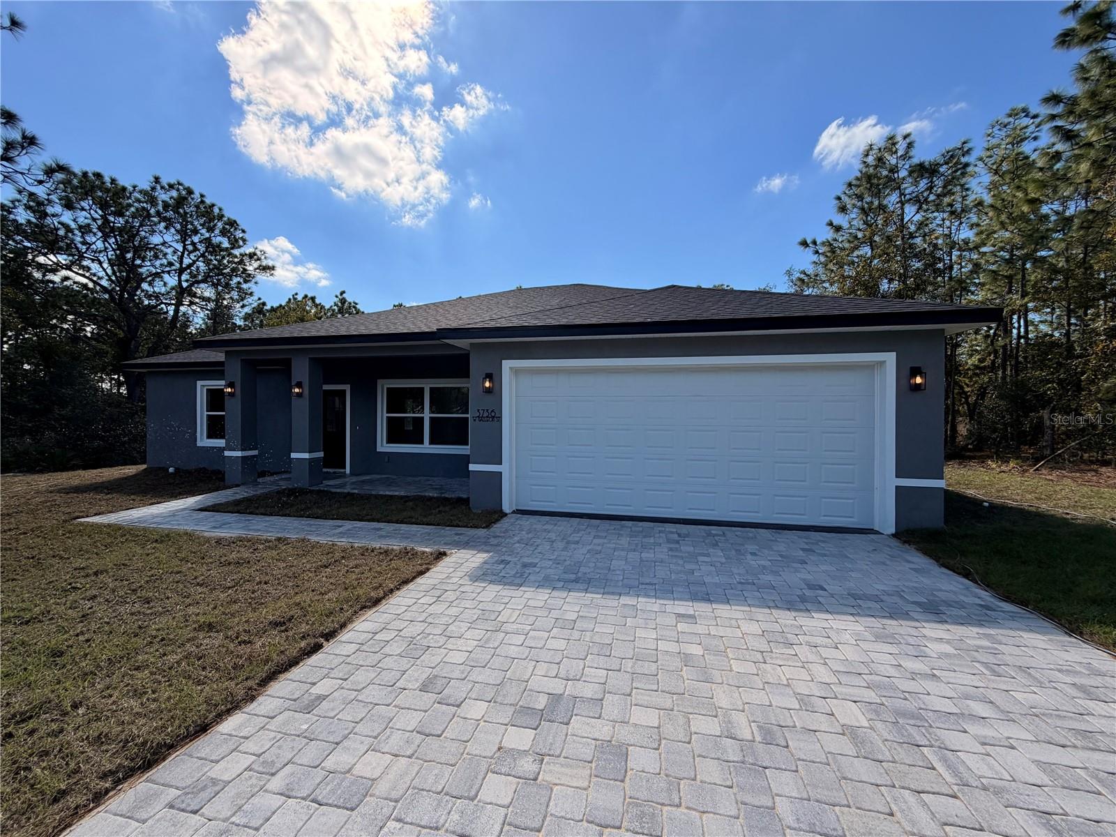 3736 W GALLEON ST