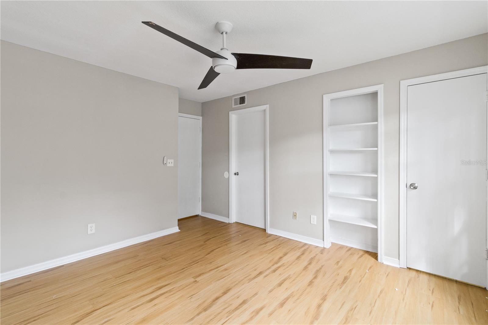 6142 WESTGATE DR #103