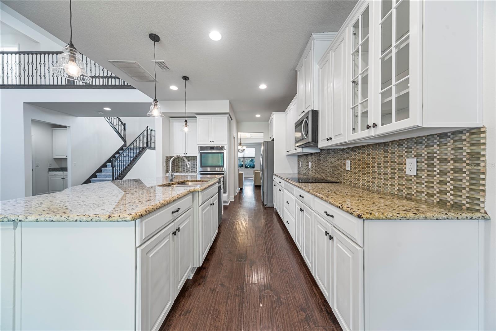 9005 REFLECTION POINTE DR