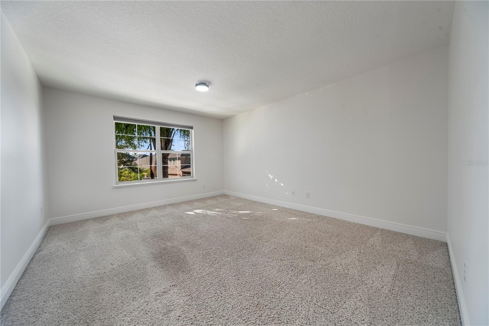 9005 REFLECTION POINTE DR