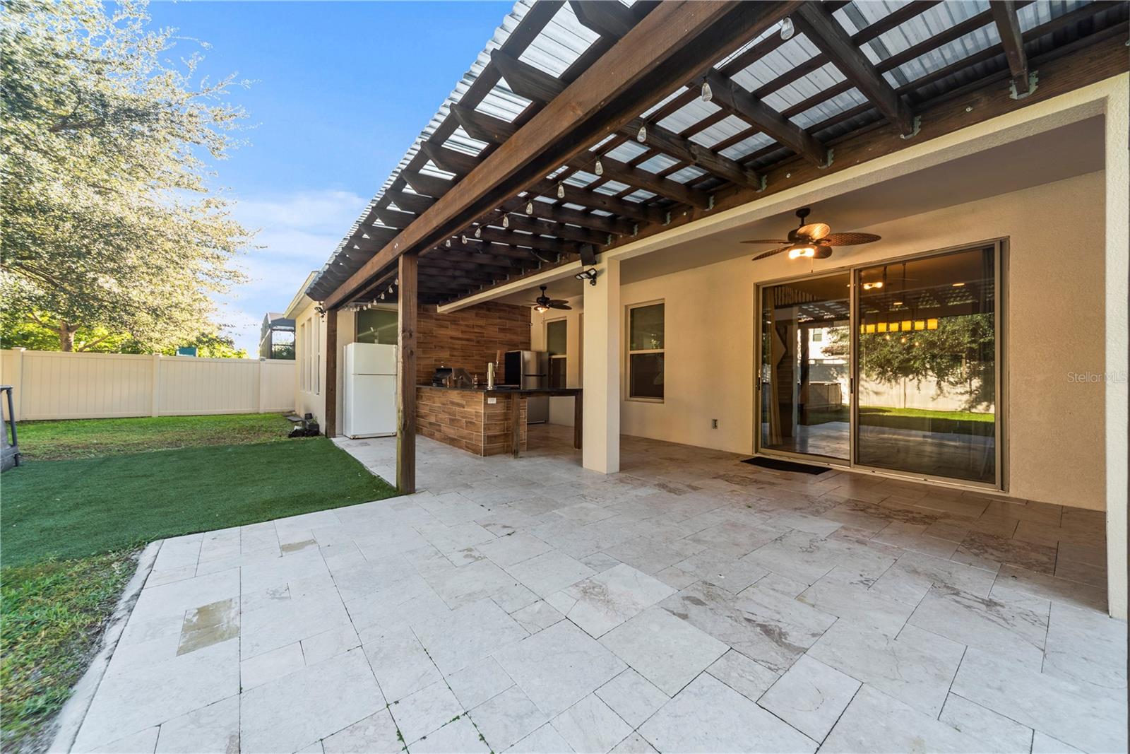 9005 REFLECTION POINTE DR