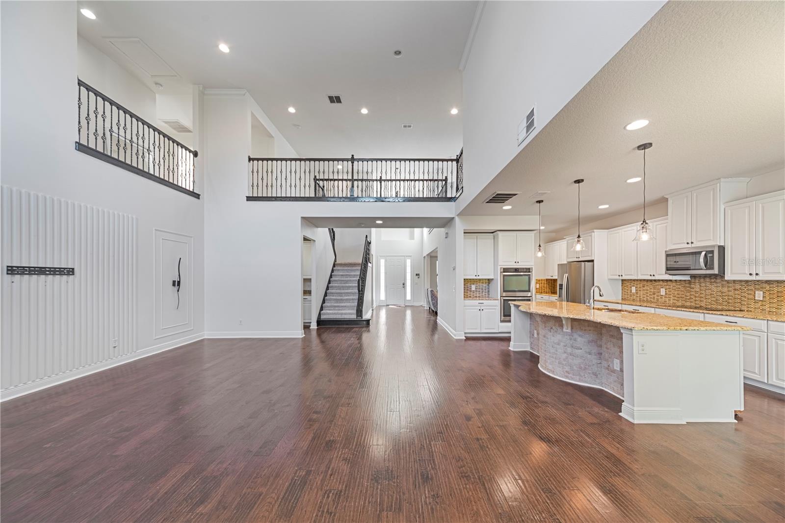 9005 REFLECTION POINTE DR