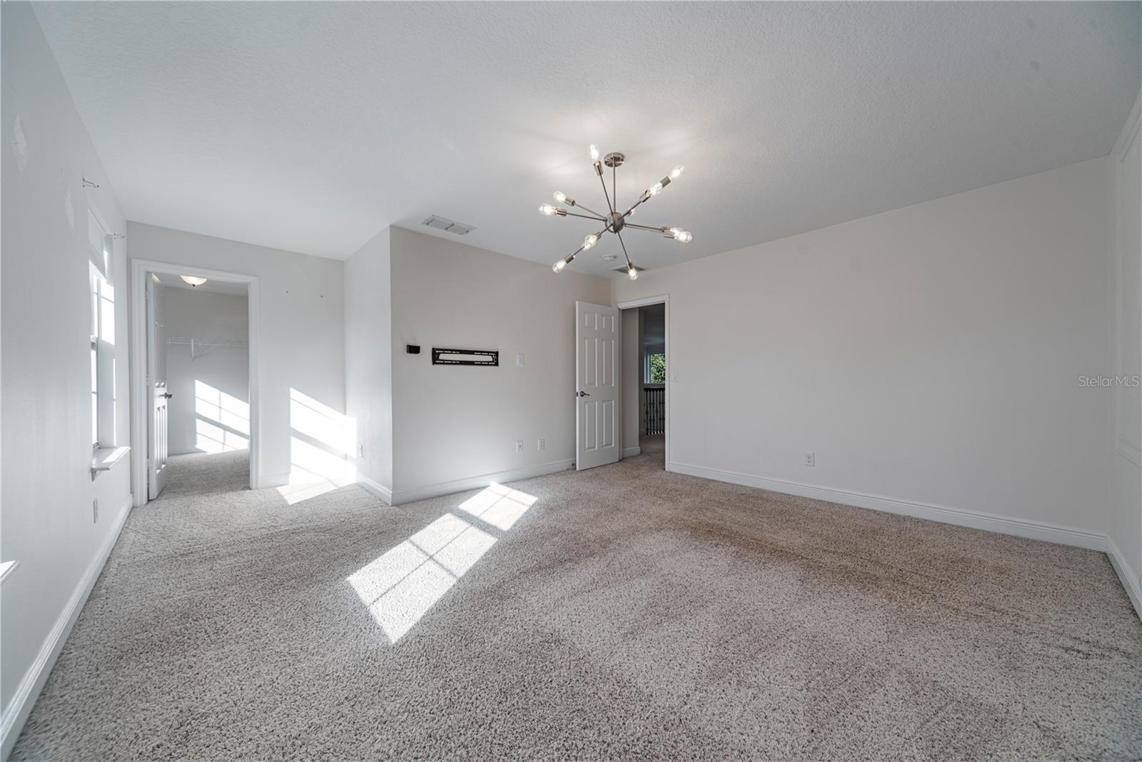 9005 REFLECTION POINTE DR