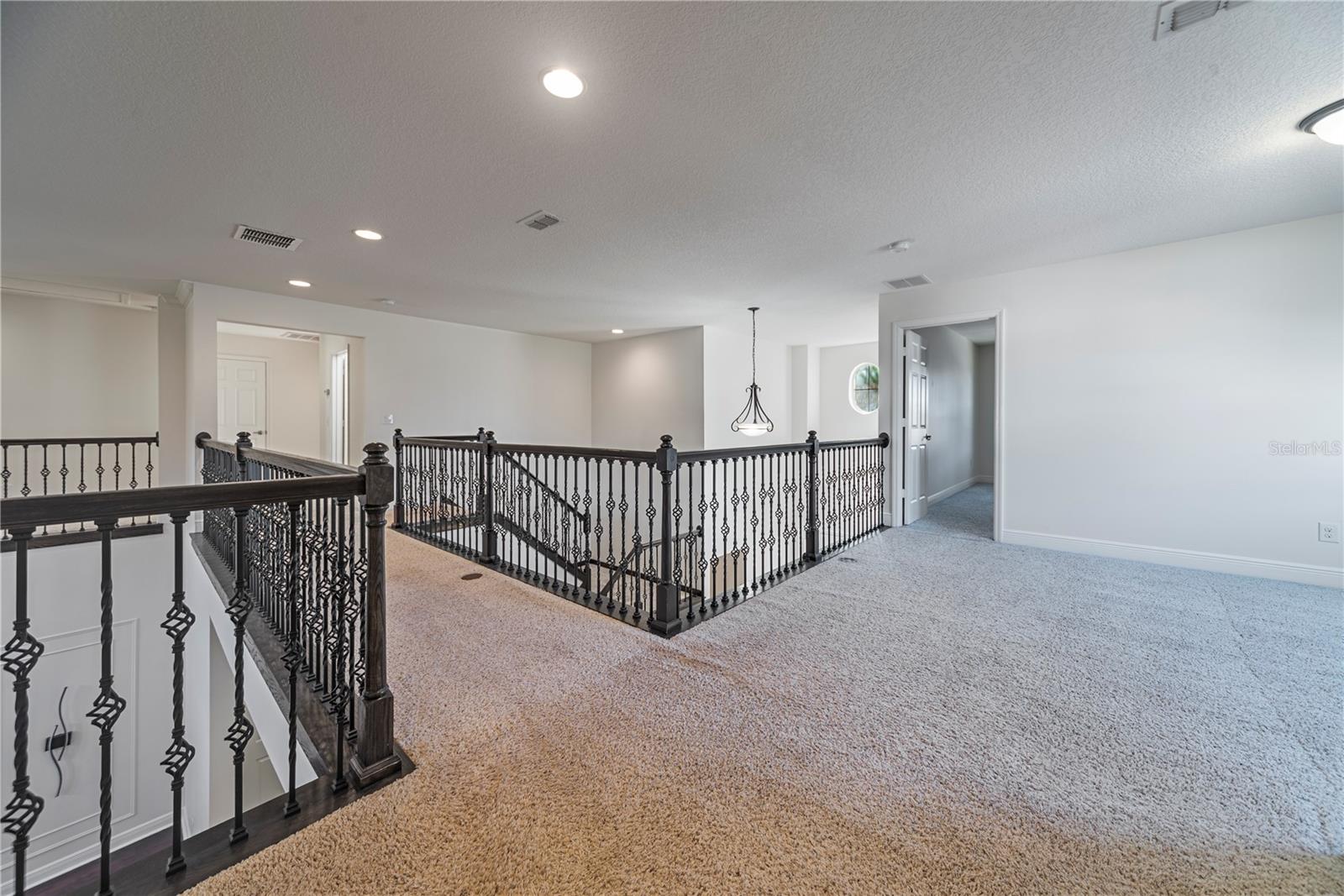 9005 REFLECTION POINTE DR