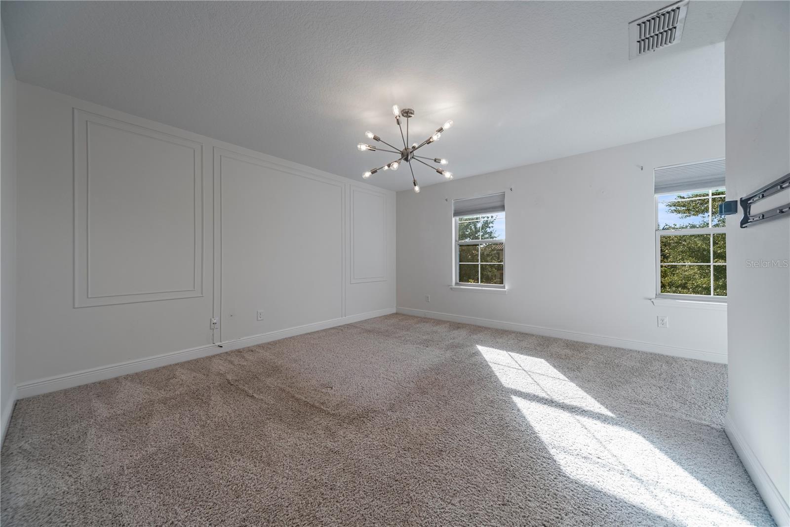 9005 REFLECTION POINTE DR