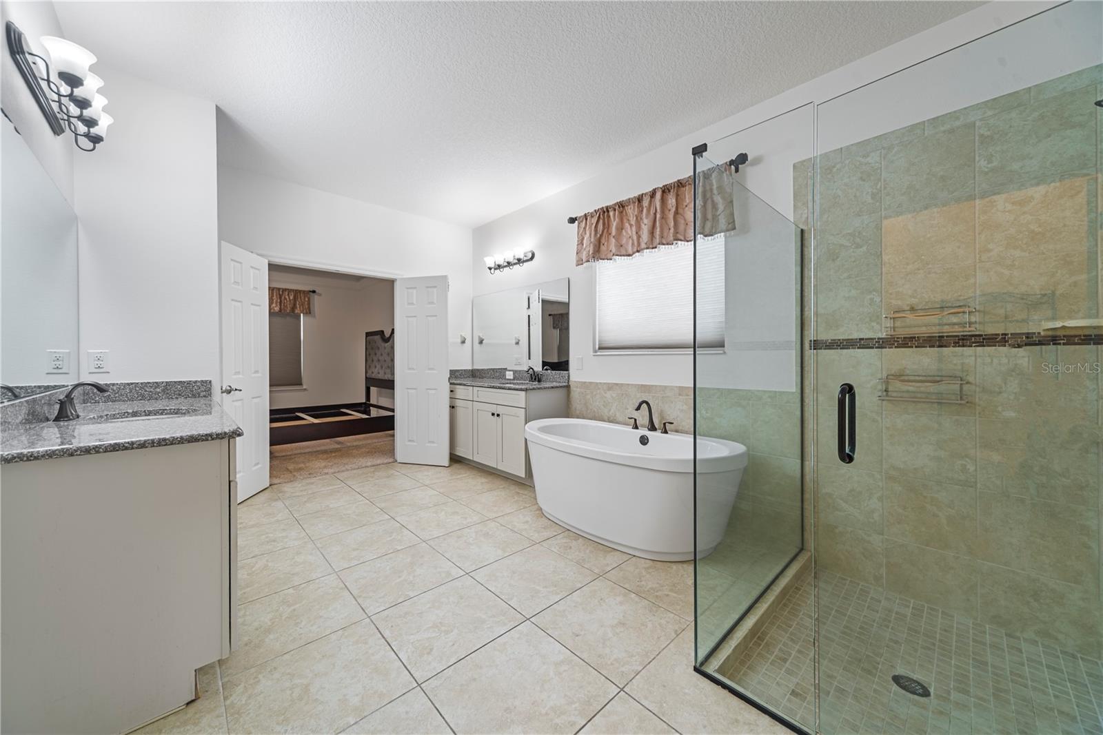 9005 REFLECTION POINTE DR