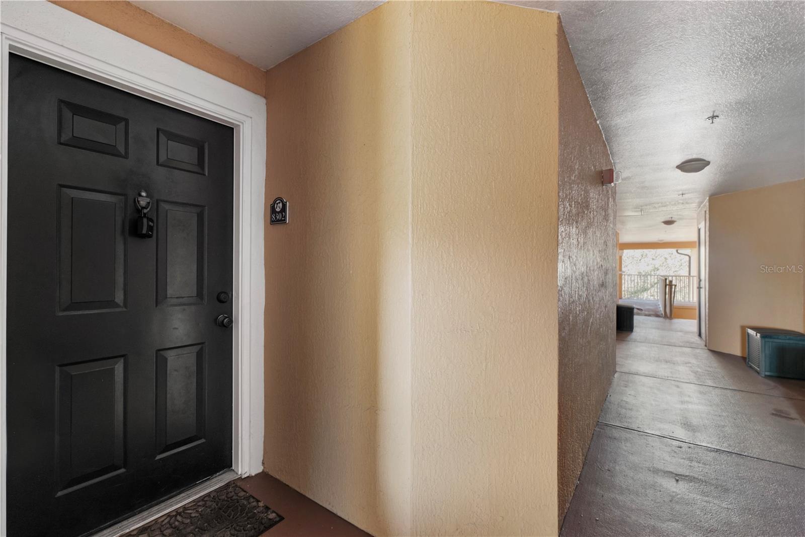 5475 VINELAND RD #8302