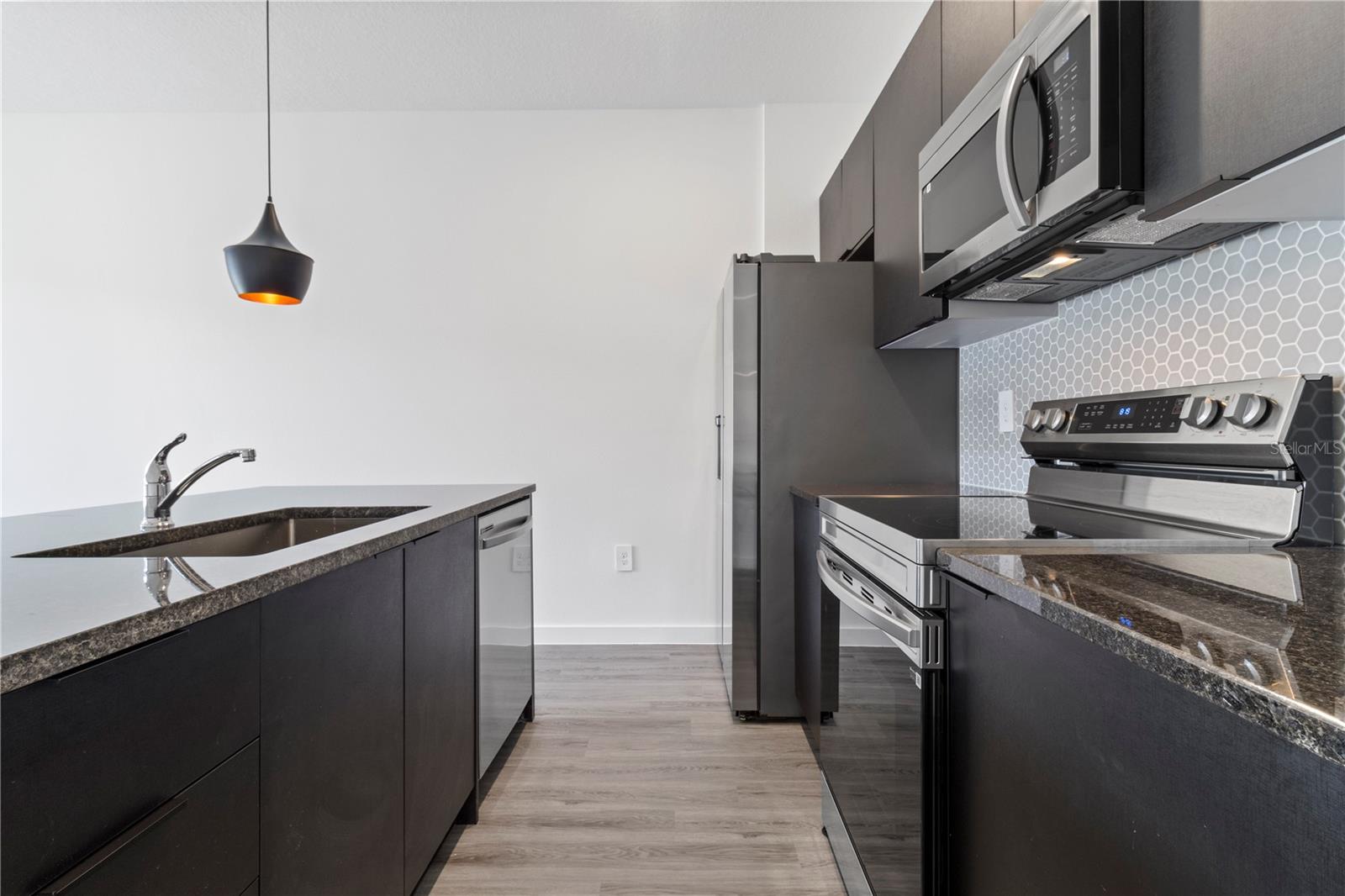 3250 ENERGY DR