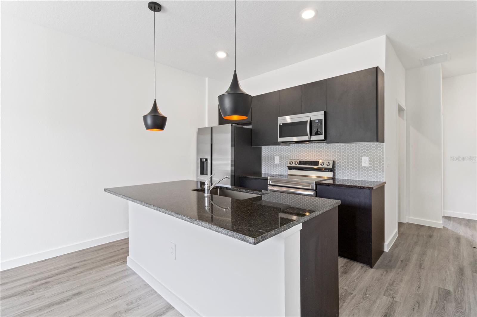 3250 ENERGY DR