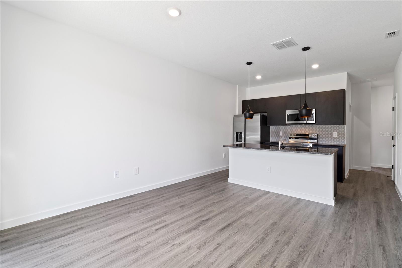 3250 ENERGY DR