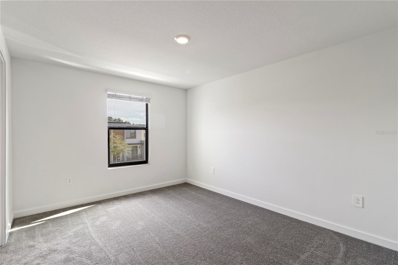 3250 ENERGY DR