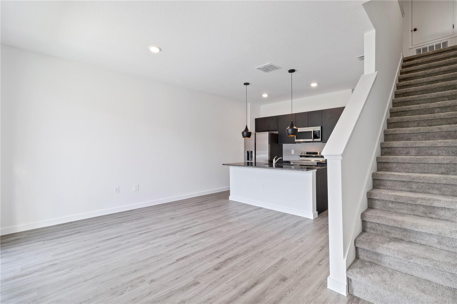 3250 ENERGY DR