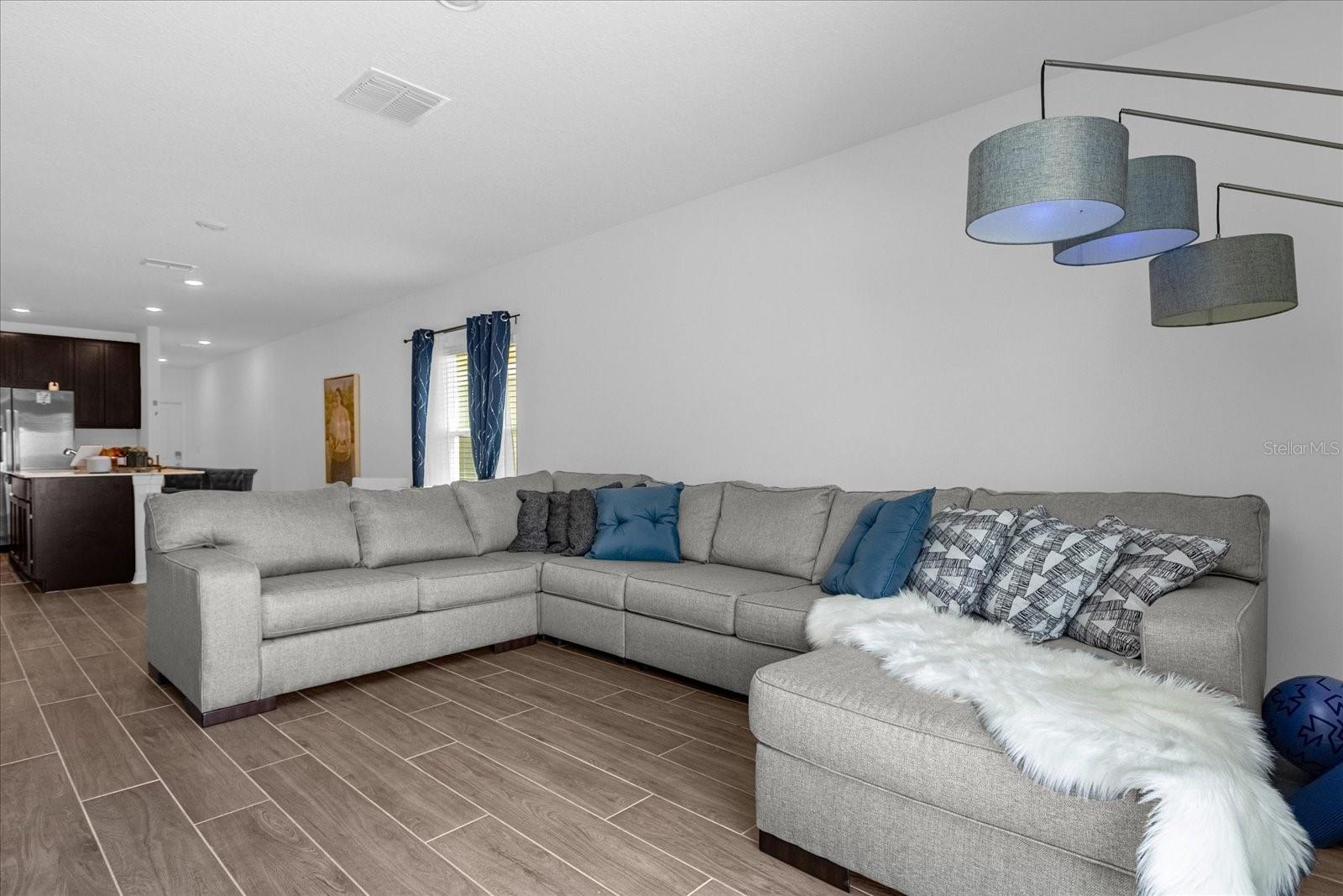 622 BELL PRAIRIE CIR