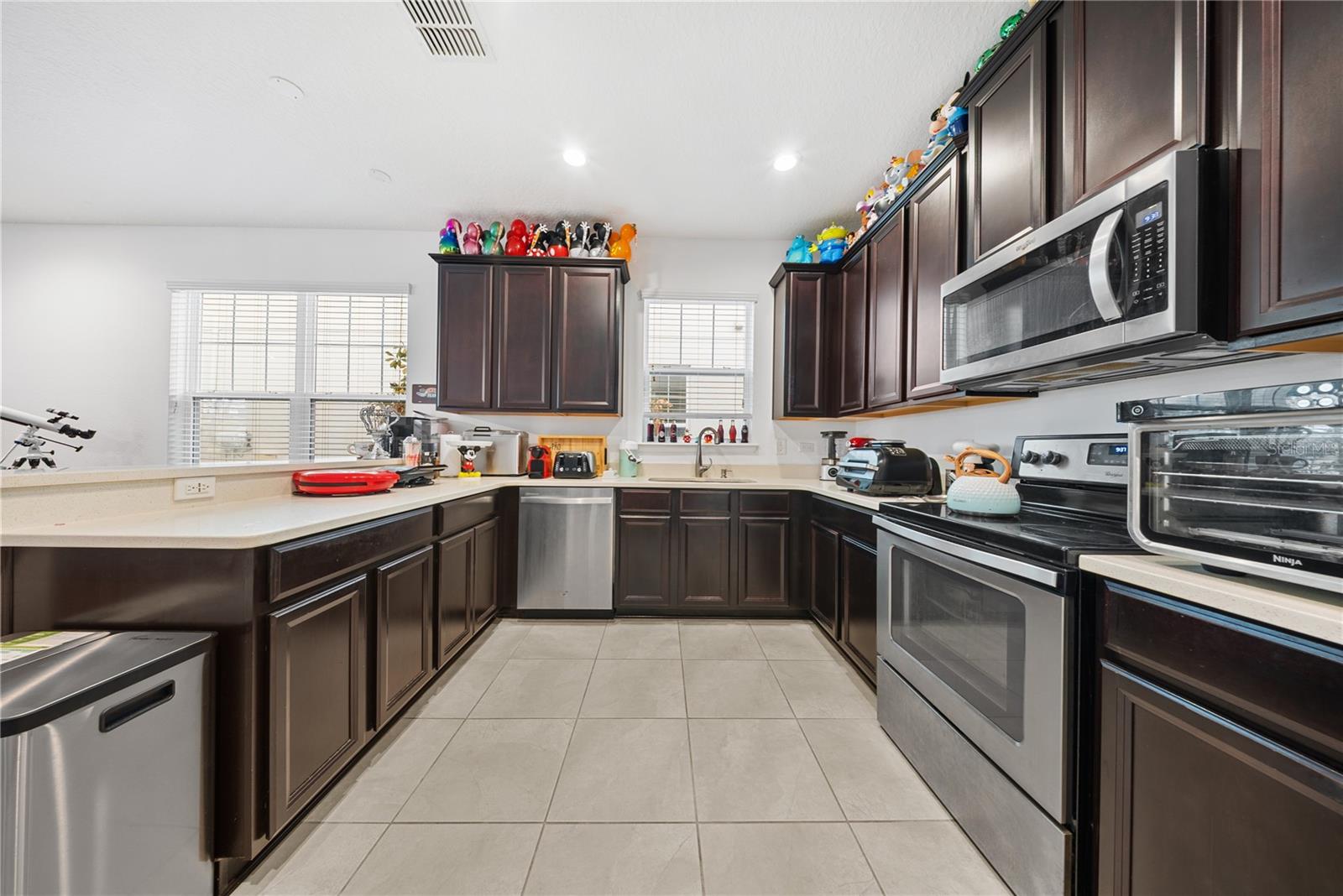 8648 POWDER RIDGE TRL