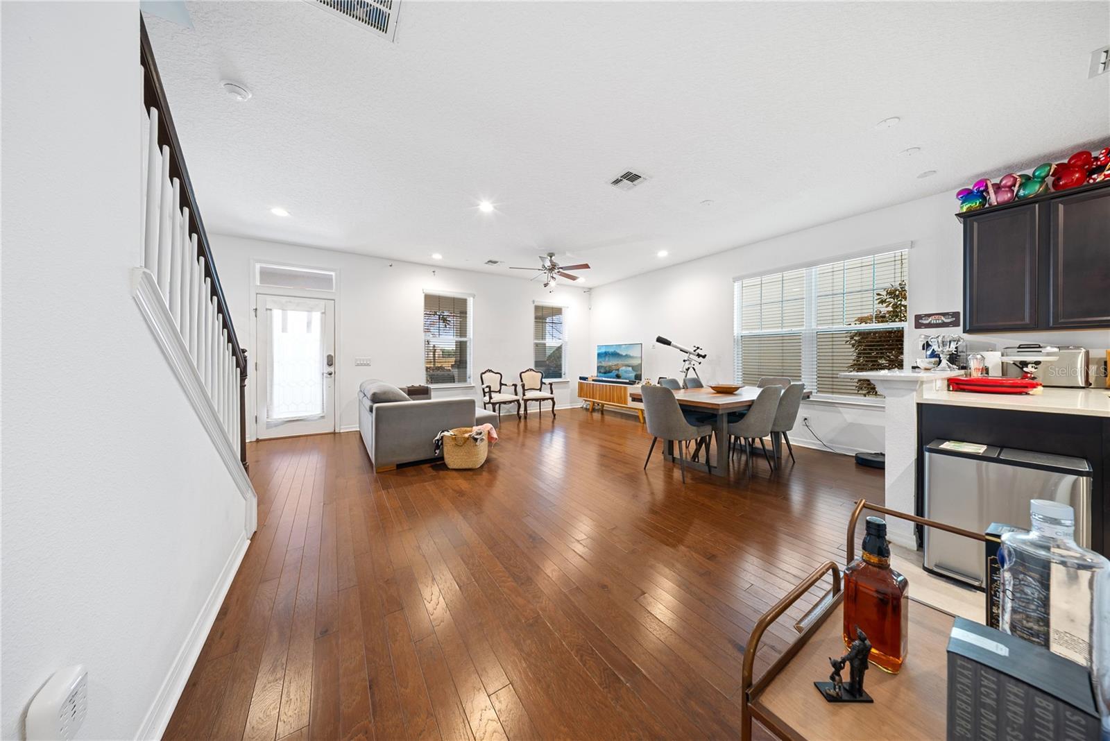 8648 POWDER RIDGE TRL