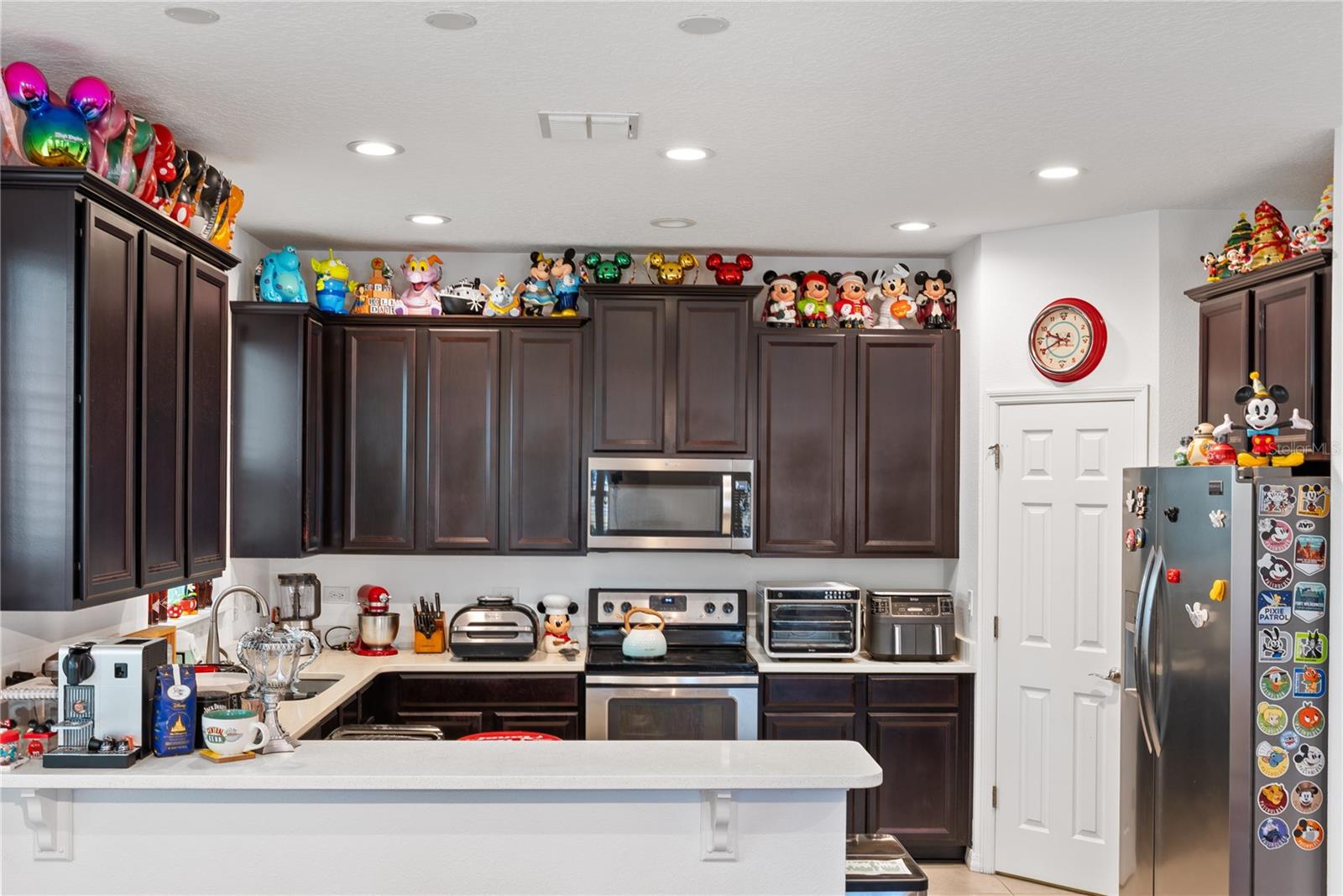 8648 POWDER RIDGE TRL