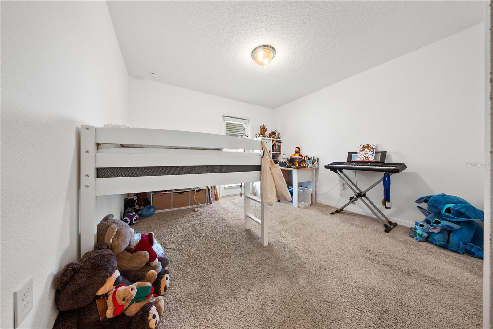 8648 POWDER RIDGE TRL