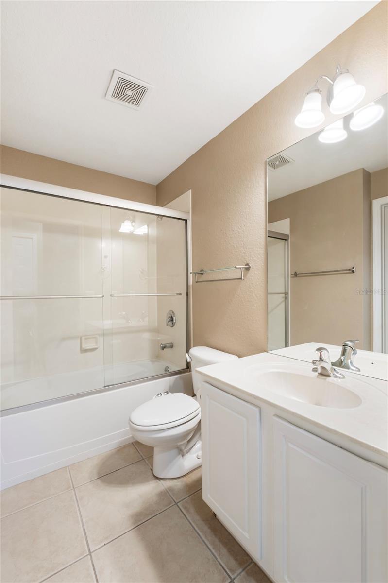 2579 SAN TECLA ST #105