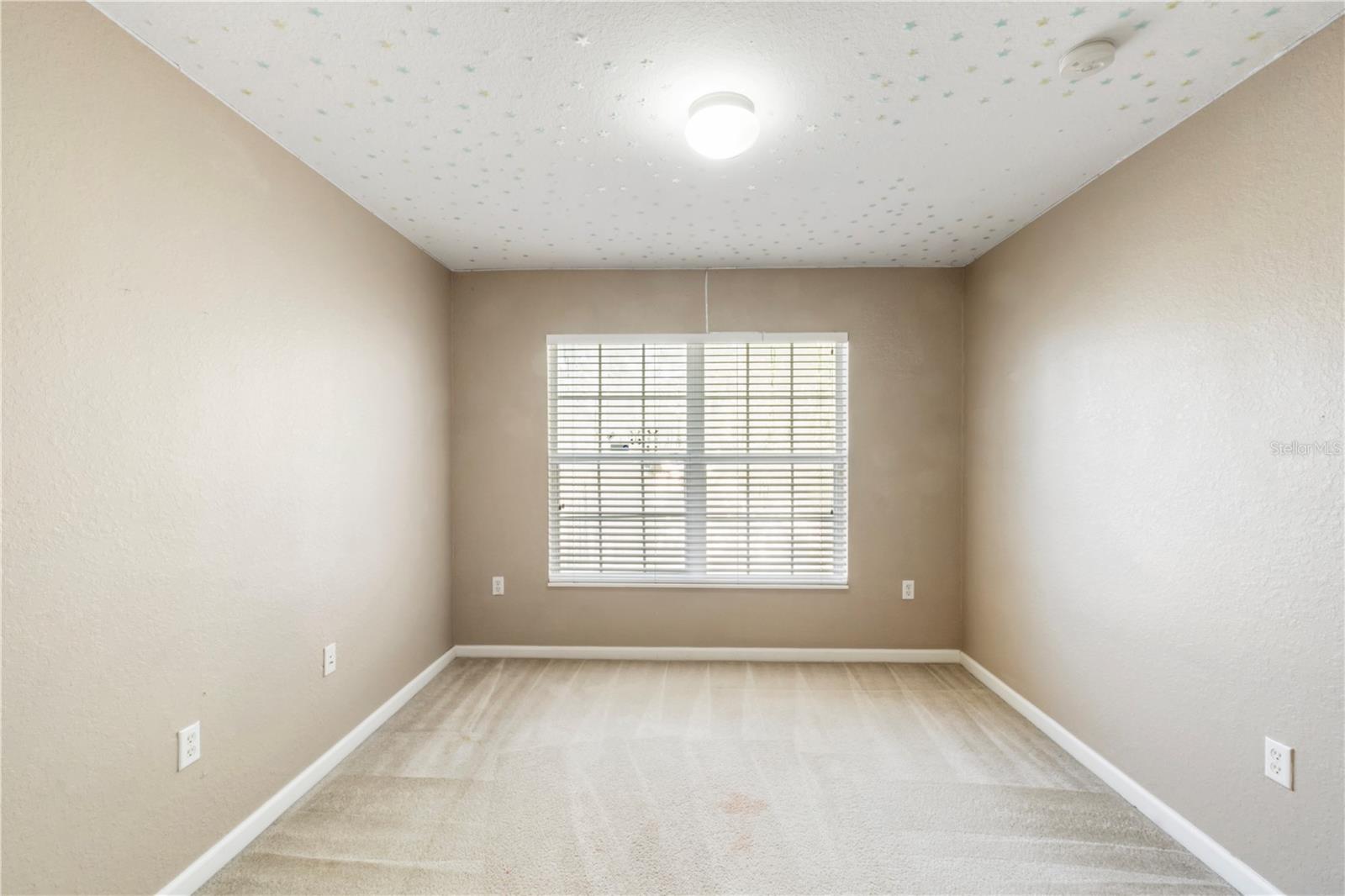 2579 SAN TECLA ST #105