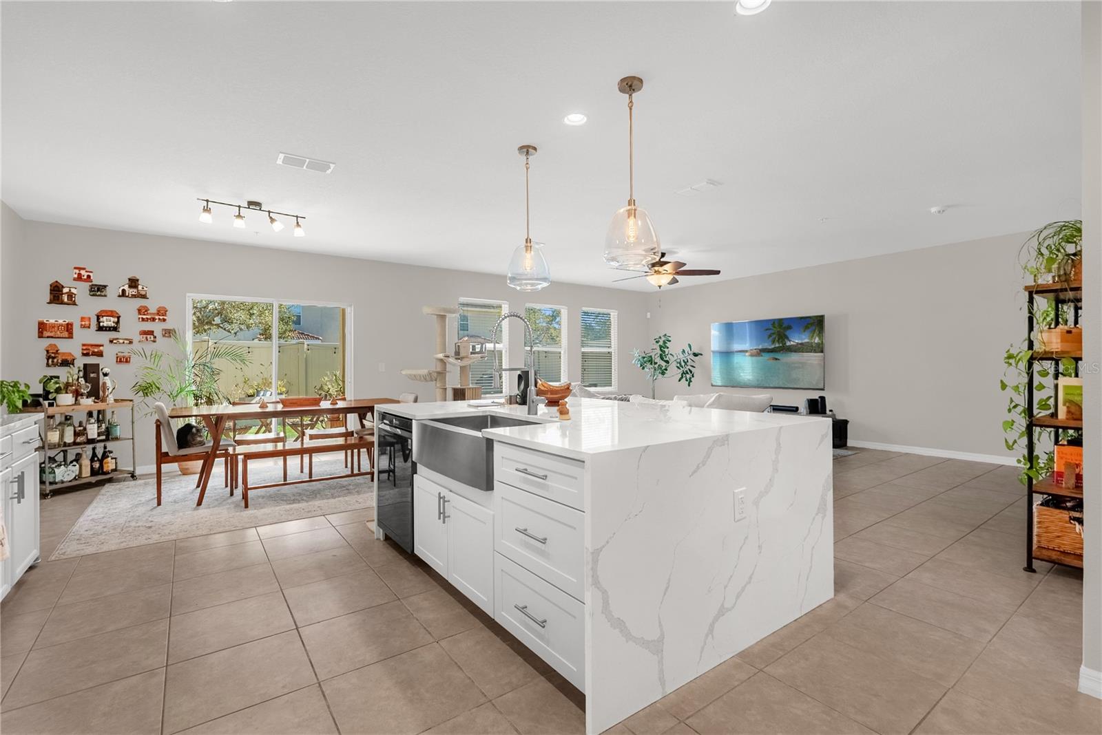 2096 WATER TUPELO WAY