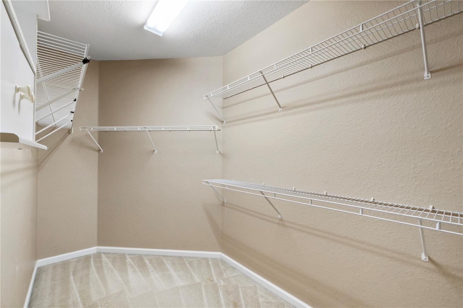 2579 SAN TECLA ST #105