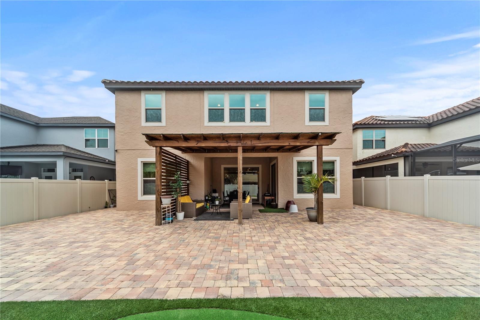 8767 IRON MOUNTAIN TRL