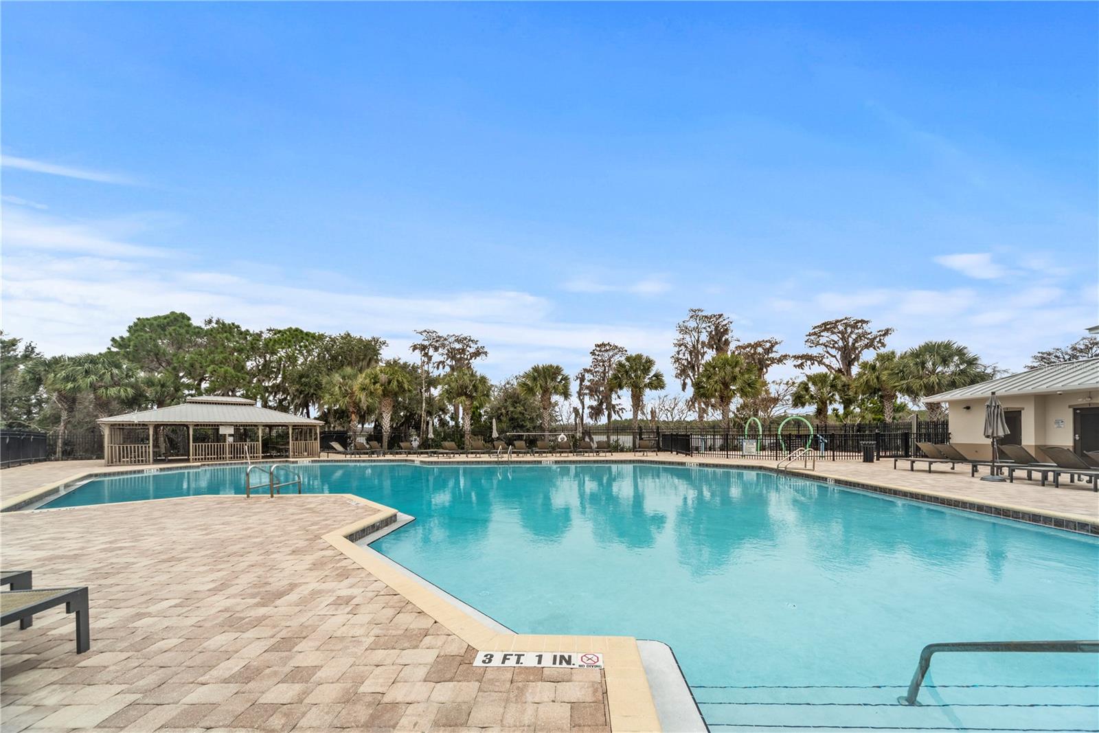 8767 IRON MOUNTAIN TRL