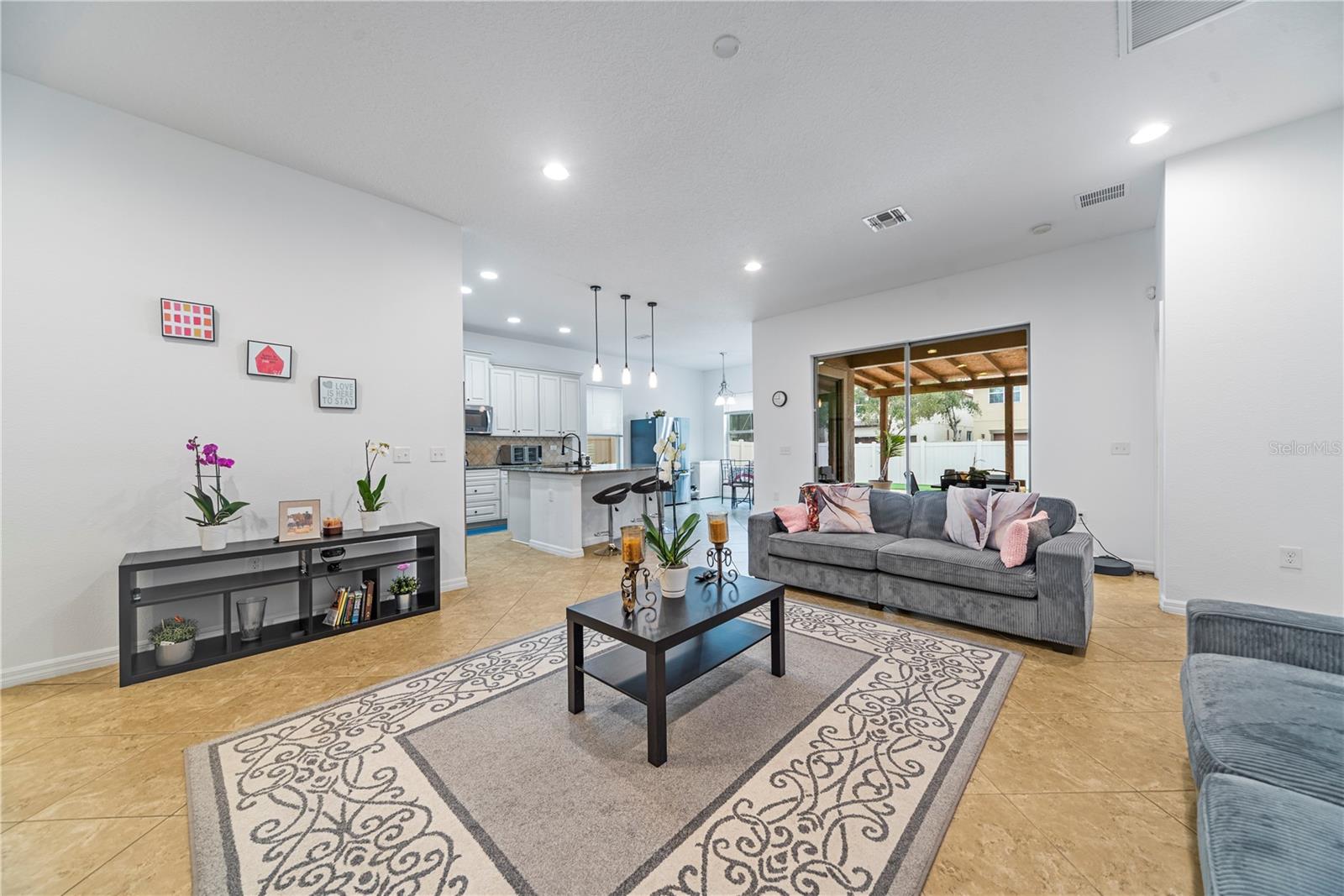 8767 IRON MOUNTAIN TRL